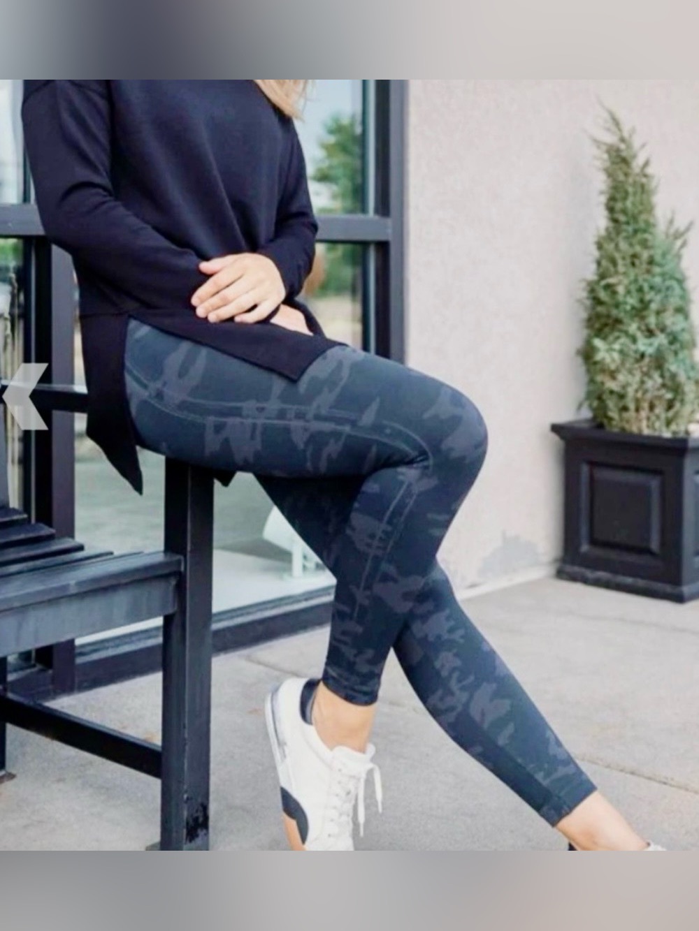 SPANX Black Camo Textured High-Rise Leggings Sz M - Picture 10 of 11